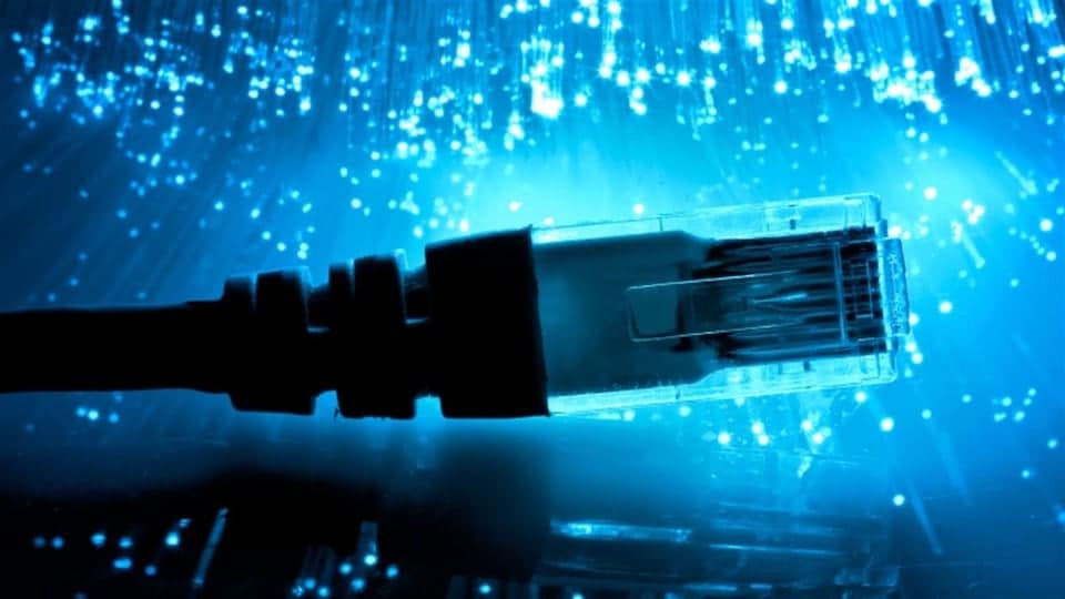 Fibre optique ou câble coaxial : quelles sont les grandes différences ?