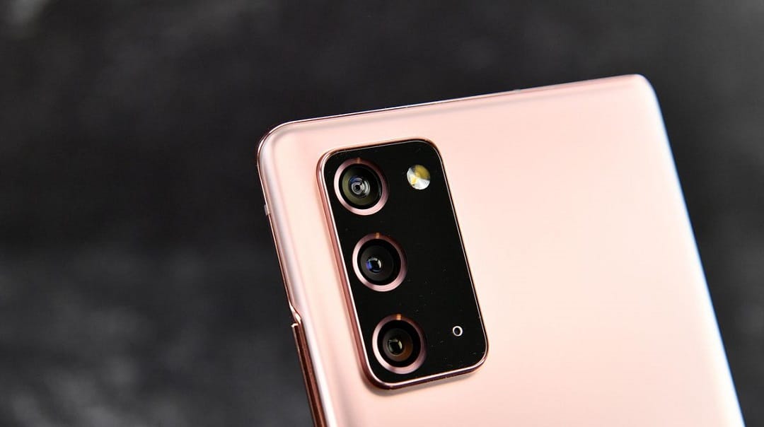 Samsung Galaxy S21 : les premières informations ont fuité