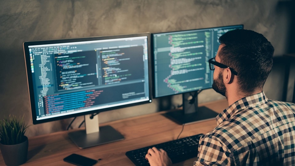 Quels avantages à se lancer dans une formation développeur web dès aujourd’hui ?